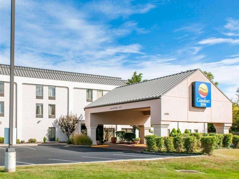 Comfort Inn Oxford - University Area Buitenkant foto