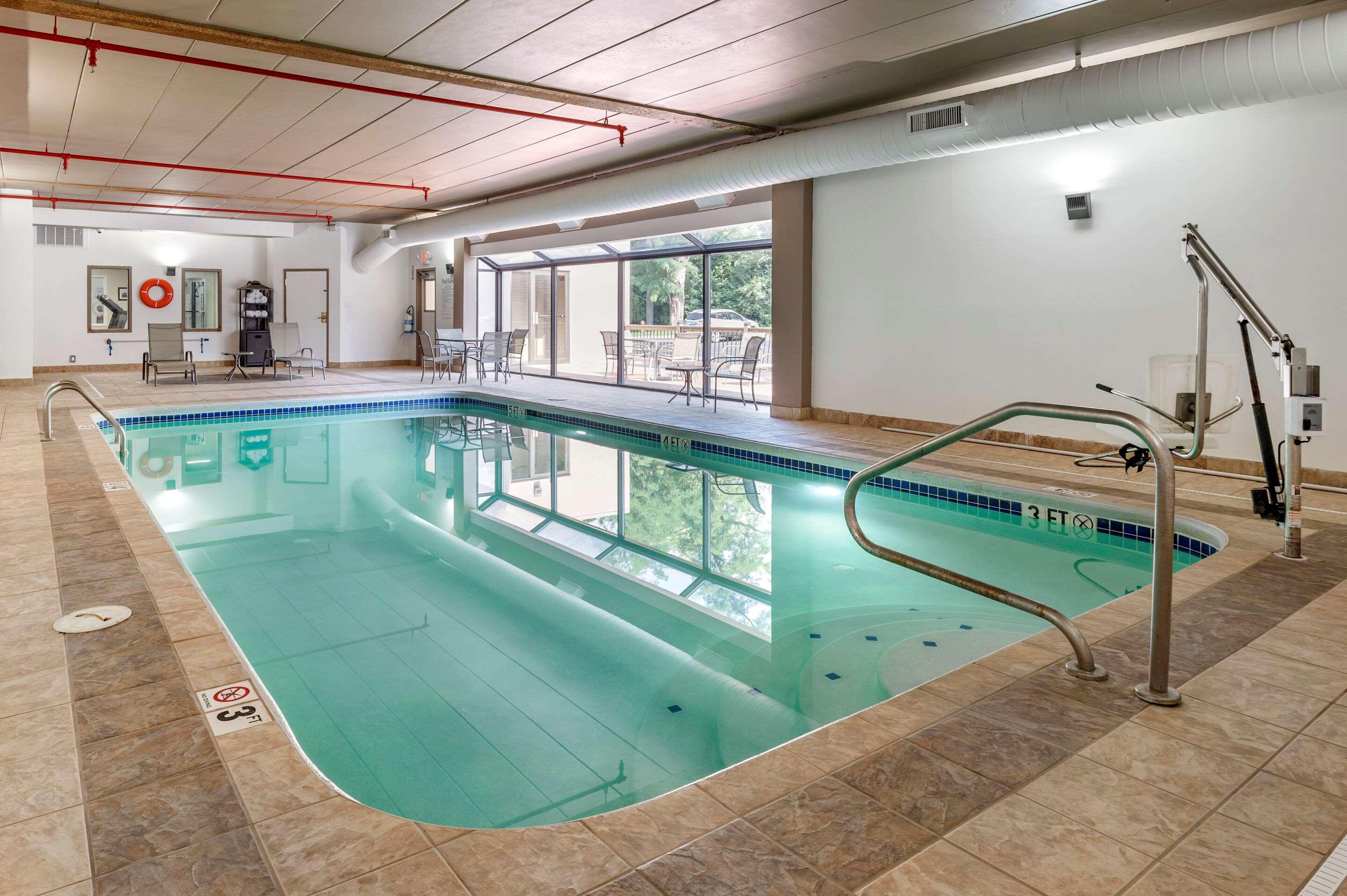 Comfort Inn Oxford - University Area Buitenkant foto