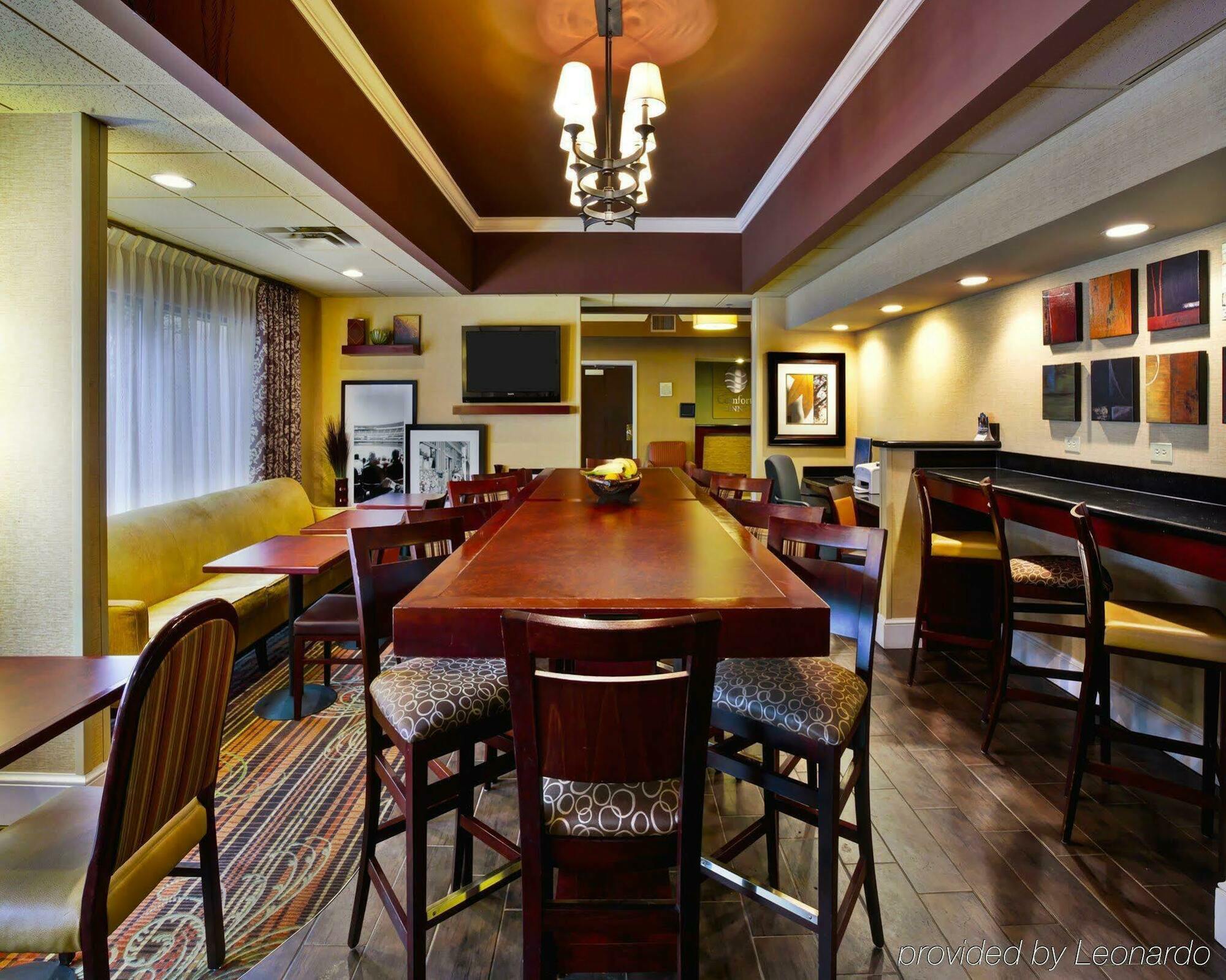 Comfort Inn Oxford - University Area Buitenkant foto